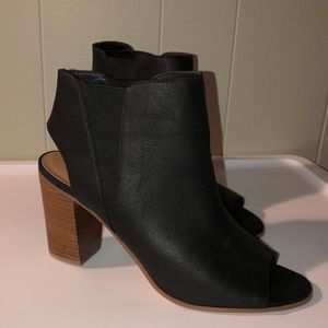 Lightly worn opened toed heels